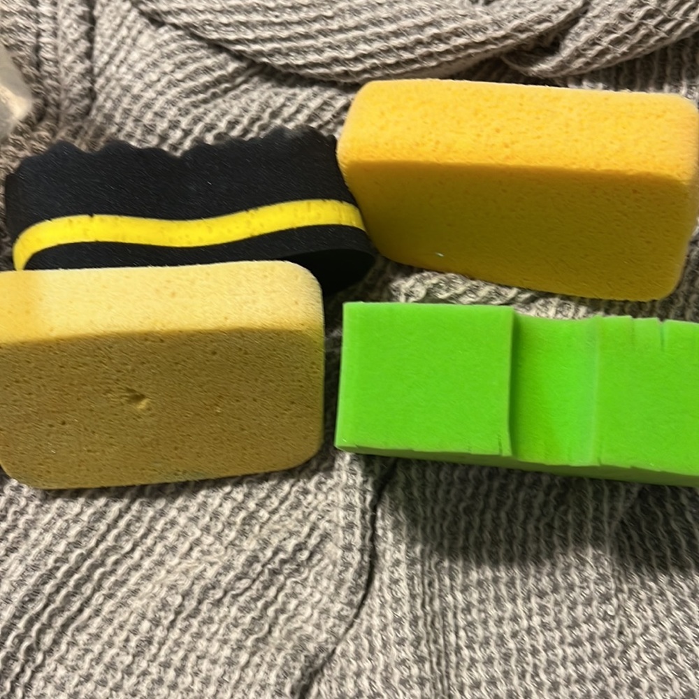 Random sponge bundle - Picture 2 of 3